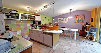 La Maison des couleurs à Saint Brice sur Vienne en Nouvelle Aquitaine (Haute-Vienne)_16