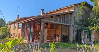 Gîte 'Bois et Lumière' à Saint Cyr en Haute-Vienne (Nouvelle Aquitaine)_1 Gîte 'Bois et Lumière' à Saint Cyr en Haute-Vienne (Nouvelle Aquitaine)_1