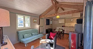 Gîte 'L'école' à Saint Auvent en Haute-Vienne (Nouvelle Aquitaine)_11