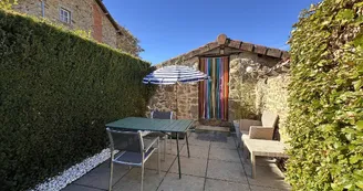 Chambre d'hôtes 'La Cabane' à Saint Auvent en Haute-Vienne (Nouvelle Aquitaine)_1