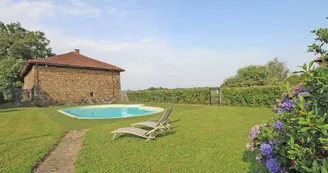 Gite" La Grange Neuve" à Champagnac La Riviere en Haute-Vienne - piscine commune_42 Gite" La Grange Neuve" à Champagnac La Riviere en Haute-Vienne - piscine commune_42