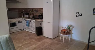 Gîte Les Noisetiers Verinas, Rochechouart