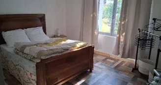 Gîte Les Noisetiers Verinas, Rochechouart