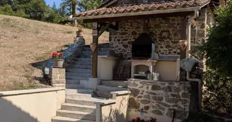 Gite de la Petite Lisonne - commune de Marval en Haute-vienne - Limousin - le barbecue_6