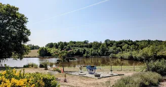 Gite de la Petite Lisonne - commune de Marval en Haute-vienne - Limousin - vue sur l'étang _33