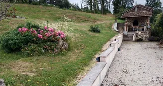 Gite de la Petite Lisonne - commune de Marval en Haute-vienne - Limousin - vue sur l'étang _28