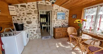 Gite de la Petite Lisonne - commune de Marval en Haute-vienne - Limousin - veranda_11