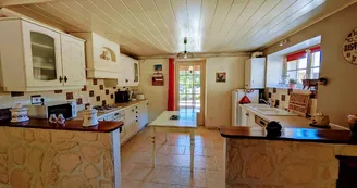 Gite de la Petite Lisonne - commune de Marval en Haute-vienne - Limousin - cuisine_14