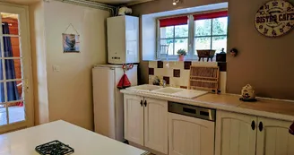 Gite de la Petite Lisonne - commune de Marval en Haute-vienne - Limousin - cuisine_13