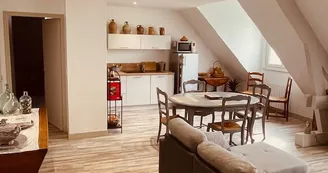 Salon salle à manger cuisine - Location Saint-Brice-sur-Vienne