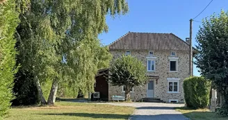Le Gîte d'Élise à Cussac en Haute-Vienne (Nouvelle Aquitaine)_1