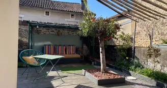 La Maison Tombée du Ciel - Gîte Rochechouart